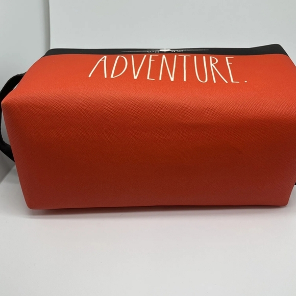 Rae Dunn Toiletry Bag for Men - Picture 5 of 5